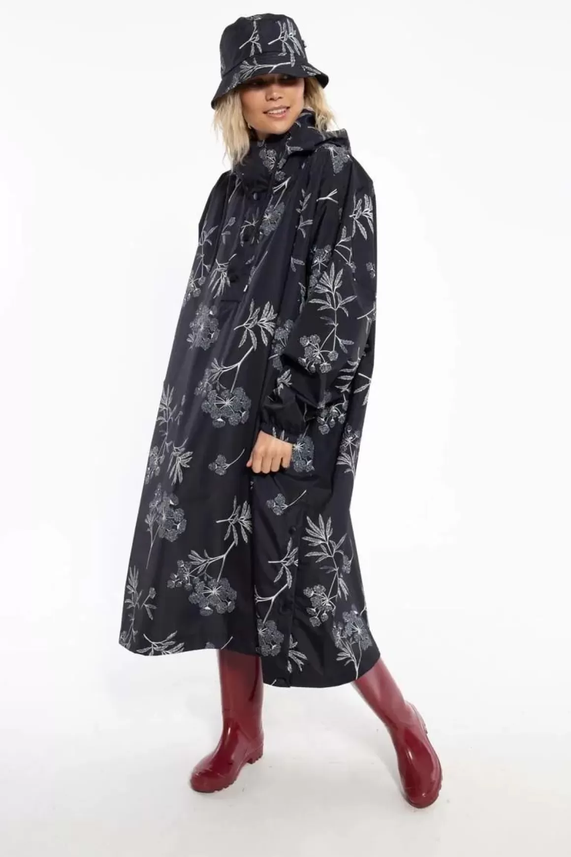 Danefæ Danedream Drops Rain Poncho Black Hemlock Best Sale