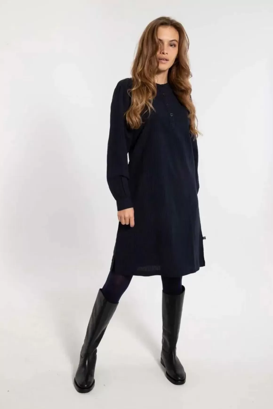 Danefæ Danesocial Seersucker Dress Black/Marine Fashion