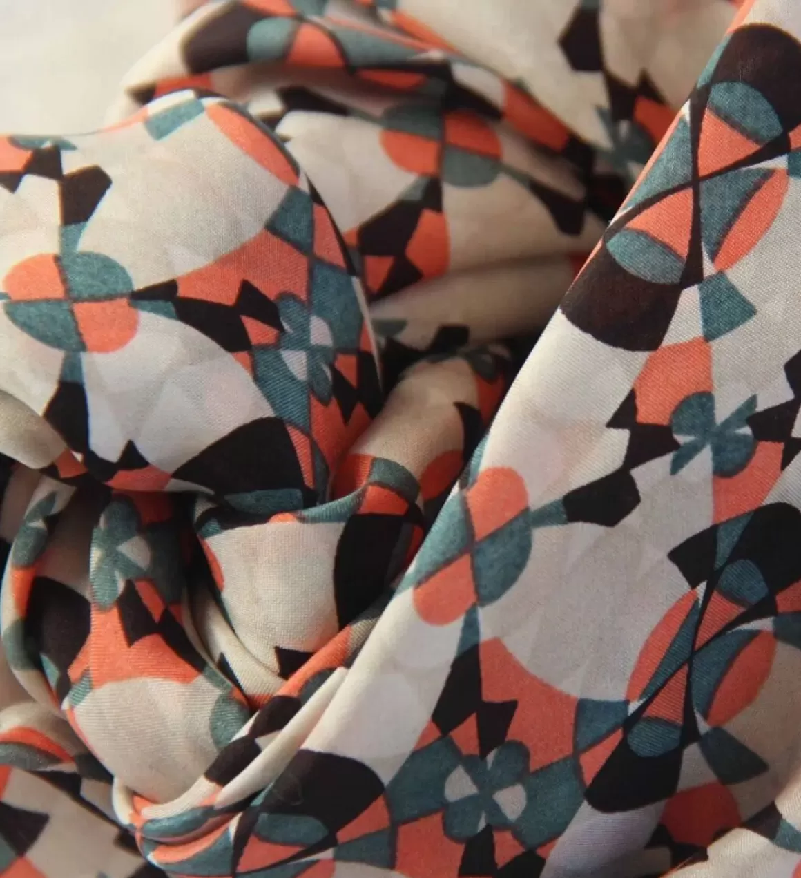 Danefæ Les Belles Vagabondes Mini Silk Scarf Kaleidoscope Orange Flash Sale