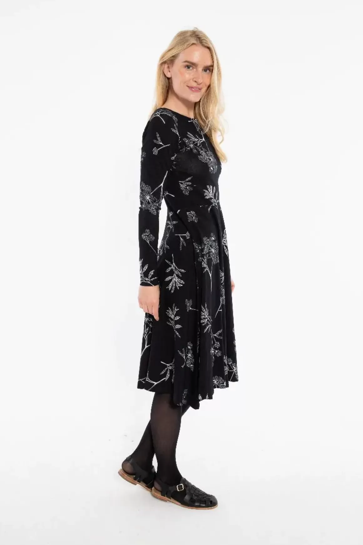 Danefæ Organic - Danesigrid Viscose Slub Dress Black Hemlock Fashion